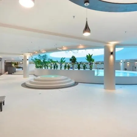 شقة Hanza Tower 23 Pool & & Jacussi شتشيتسين